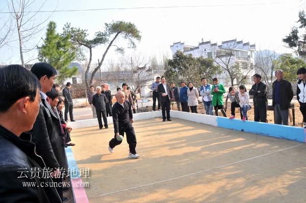 [旅地關注]江西婺源:山村“奧運會”(圖)